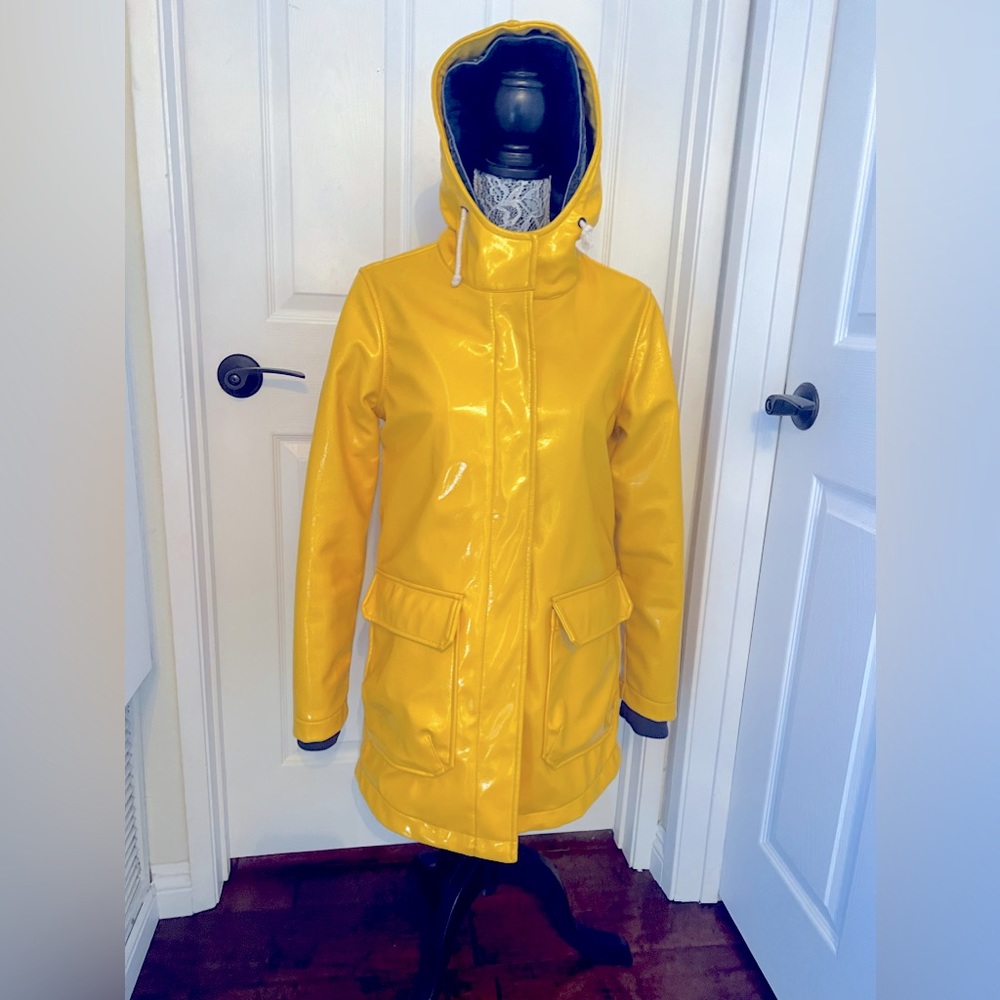 Invicta Yellow Patent Rain Jacket/Coat Size 42FR US 6 - Picture 6 of 8